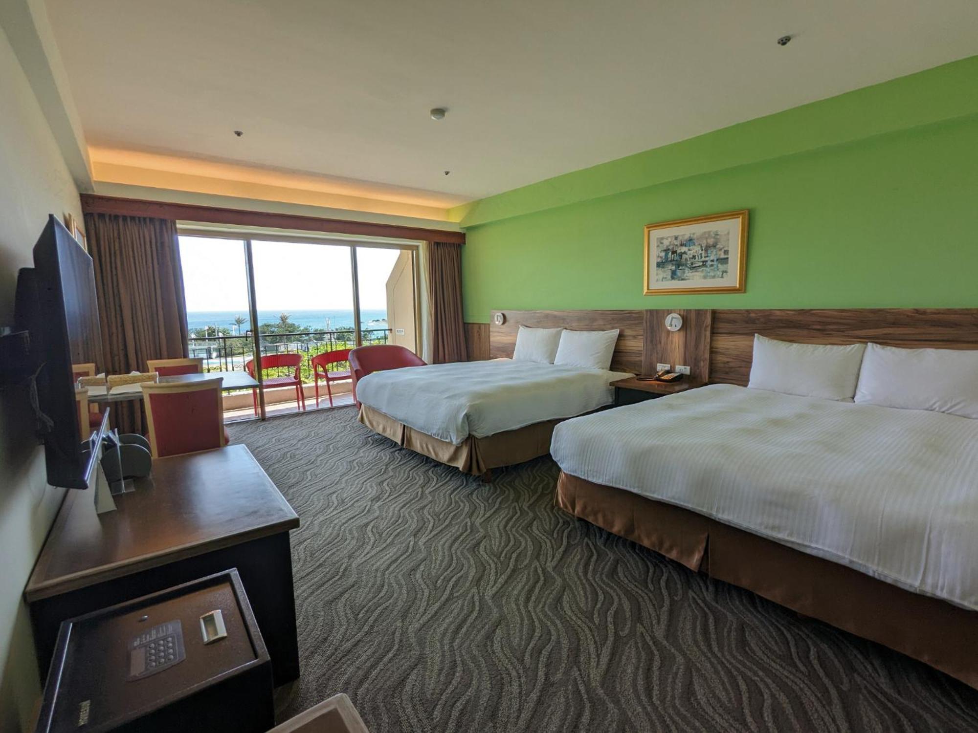 Howard Beach Resort Kenting Bagian luar foto Deluxe Ocean View Room
