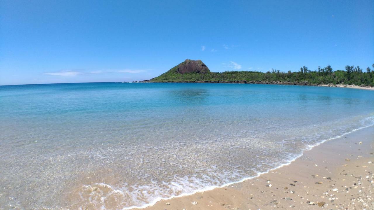Howard Beach Resort Kenting Bagian luar foto View of the beach