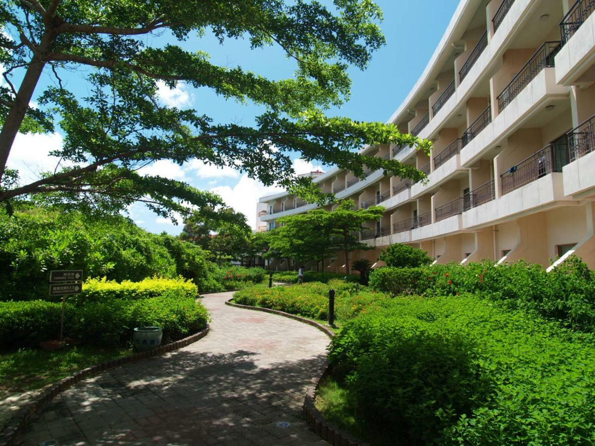 Howard Beach Resort Kenting Bagian luar foto The University of Shiga Prefecture